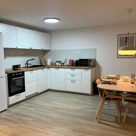 Lady Di Appartement Makarska